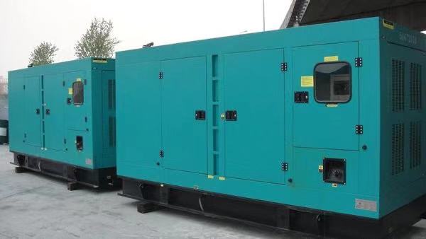 东莞康明斯400kw大型柴油二手发电机组