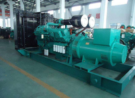 东莞800kw康明斯柴油发电机组